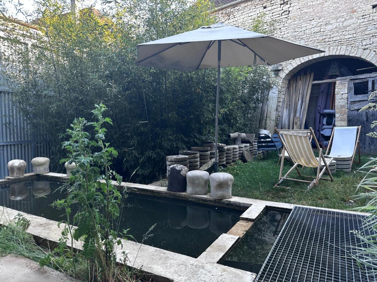 Maison Au Bord De L'Eau Annay-sur-Serein Exteriér fotografie